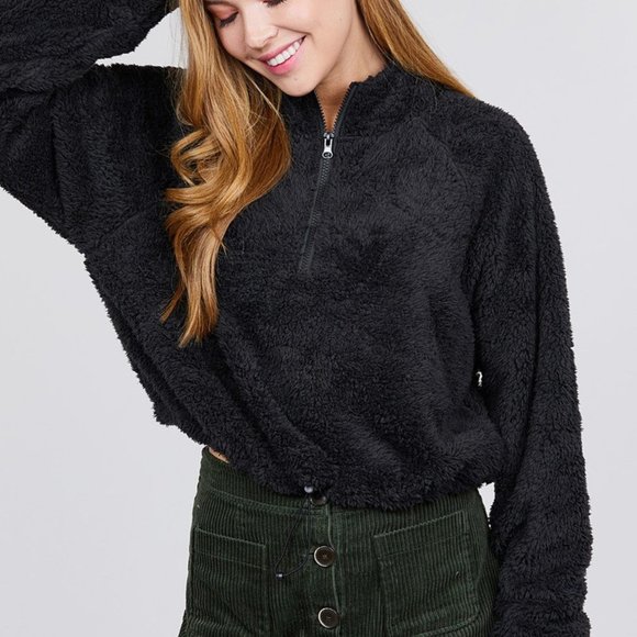 🎀Long Dolman Sleeve Mock Neck Top🎀 - Picture 3 of 4